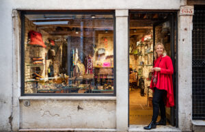ORSOLA MAINARDIS new Atelier Shop in the Dorsoduro Museum Mile